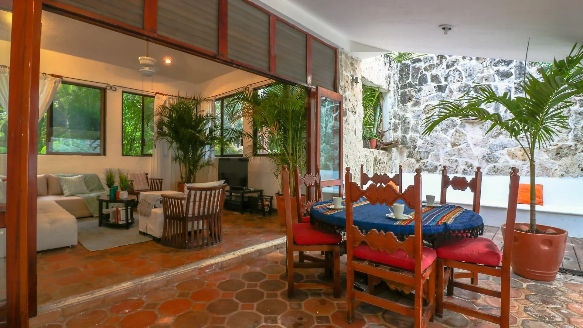Villa 4 Soles Playa del Carmen 0*,  Mexico